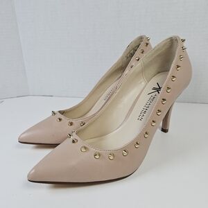 Kardashian Tawnya Spiked Heels Blush Pink Point Toe Pumps